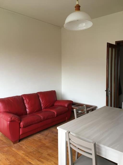 La Casa Di Aurora Apartamento Ivrea Exterior foto